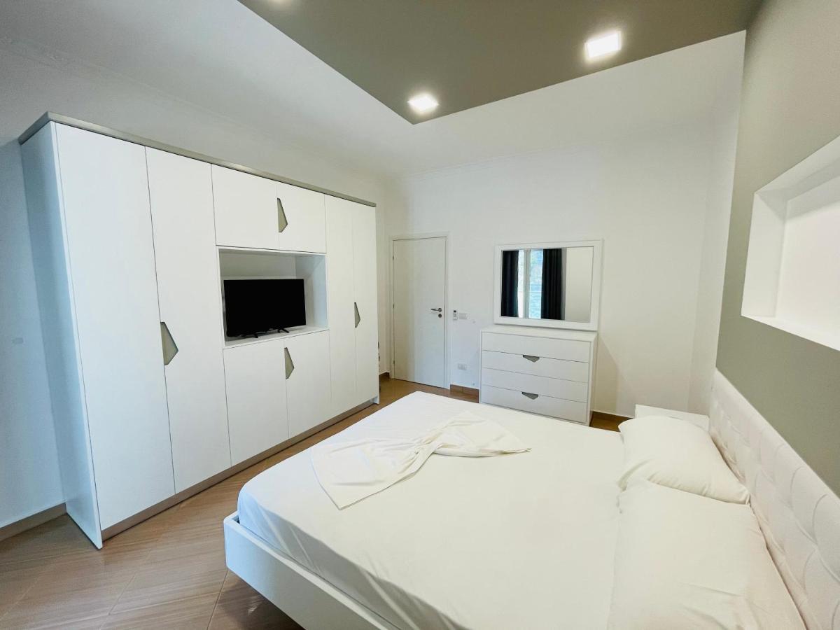 Jico Travel - Bani Apartments Vlorë Exterior foto