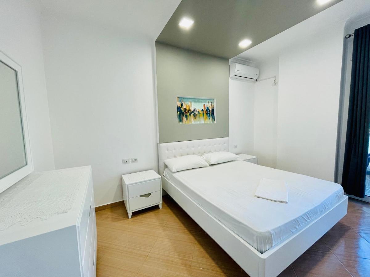 Jico Travel - Bani Apartments Vlorë Exterior foto
